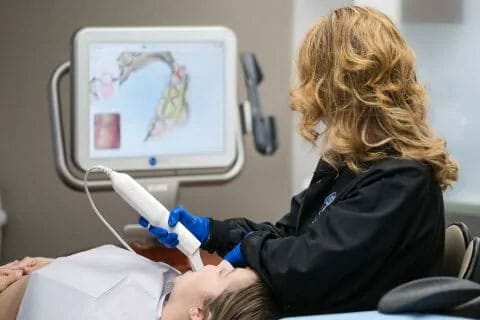 cosmetic dentist