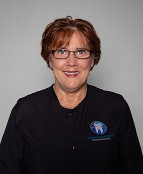 Lee - Dental Hygienist